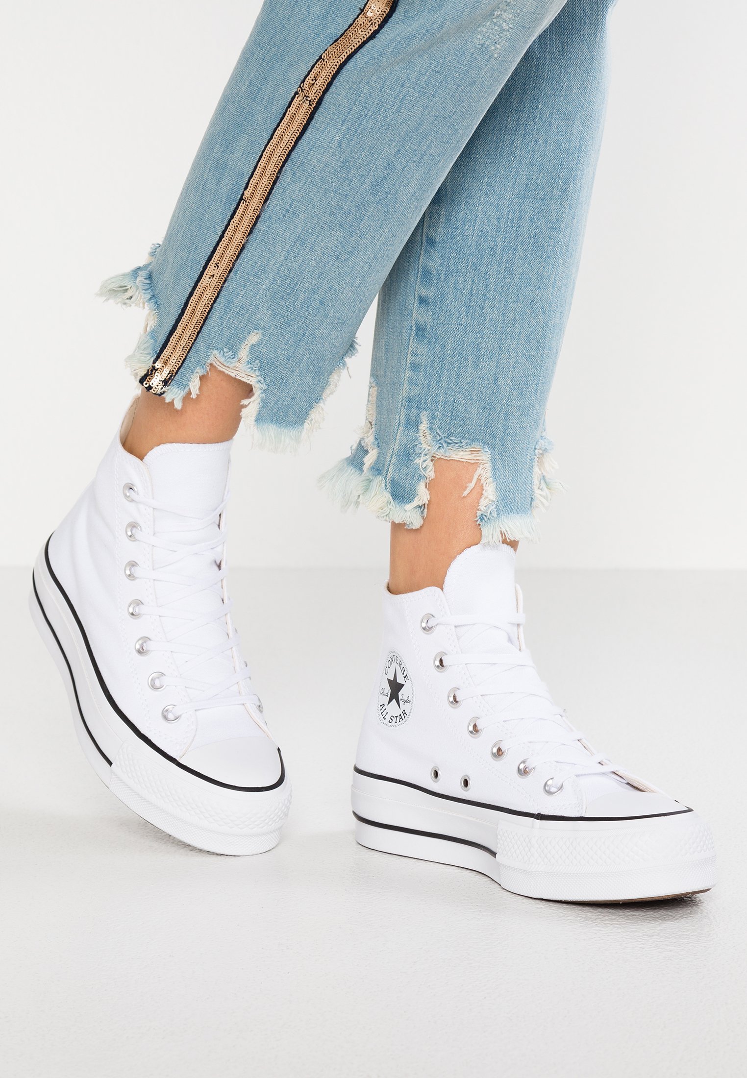 converse-altas-754tie-1.jpg